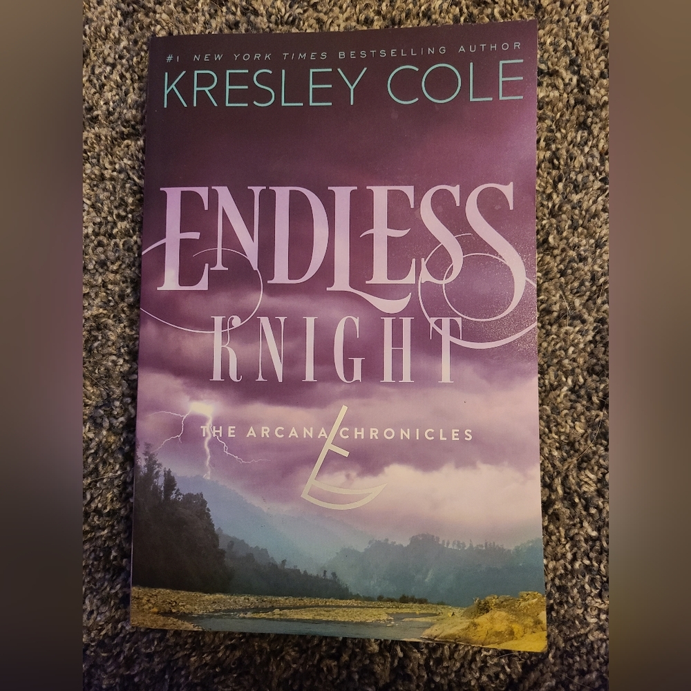 Endless Knight by Kresley Cole Paperback